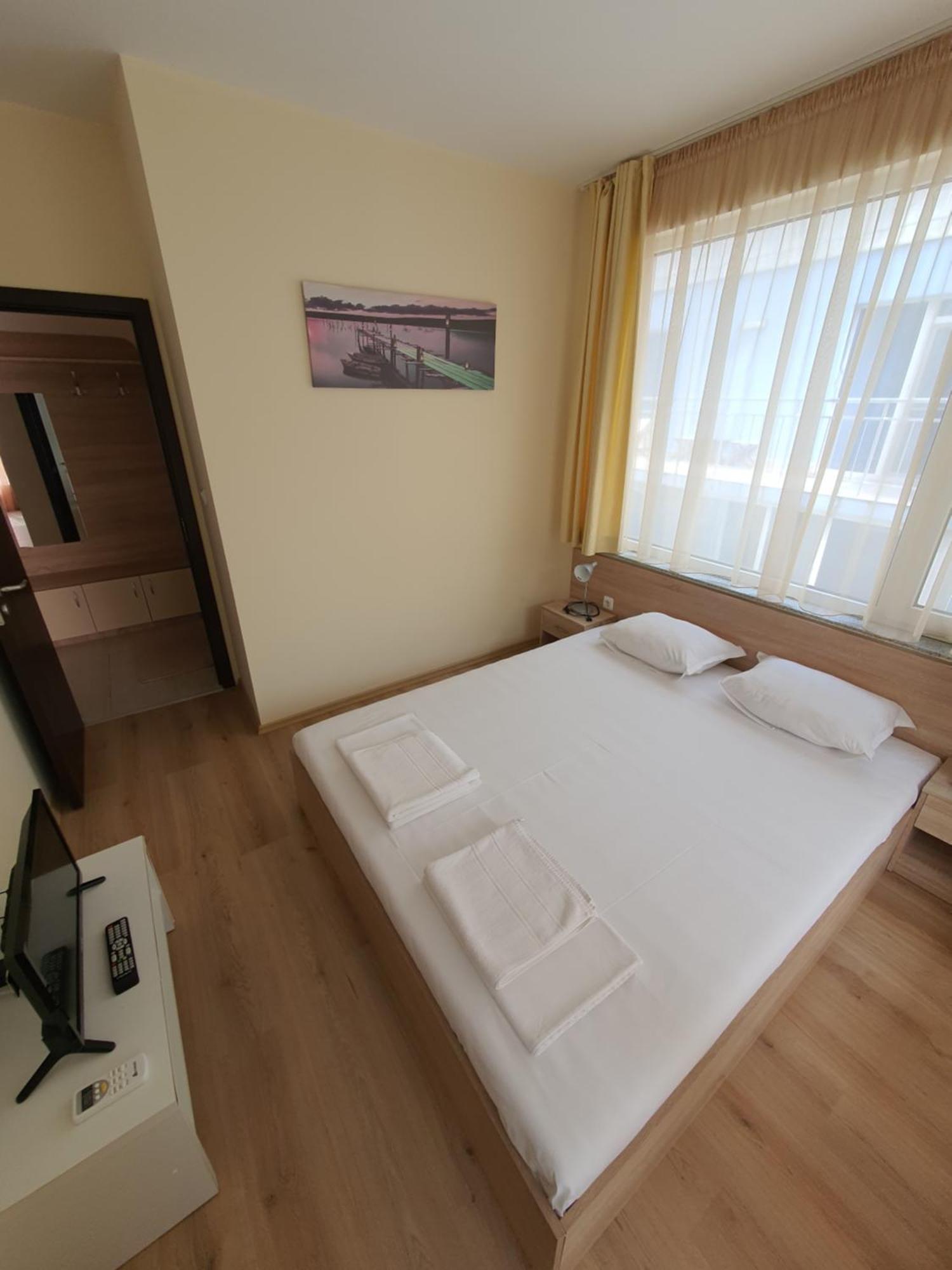 Таня 10 Pomorie Exterior foto